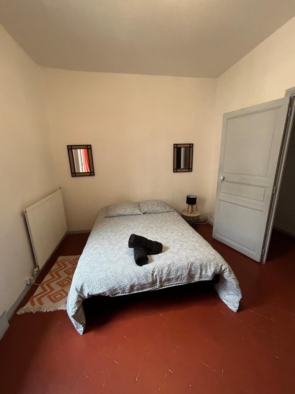 Grand Appartement De 100M2 -Allee Paul Riquet Beziers - 4Chambres - Wifi- Tv Connectee Exteriör bild